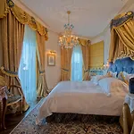 E Palazzo Aminta - A Leading Of The World فندق 5*