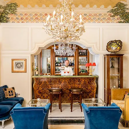 Hotel E Palazzo Aminta - A Leading Of The World