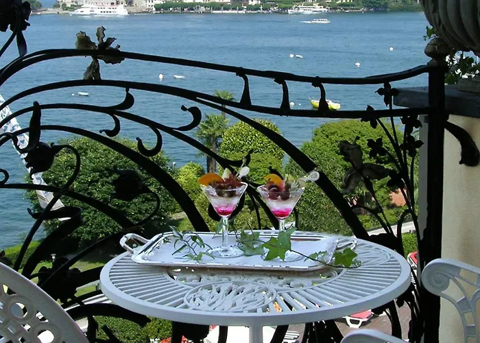 E Palazzo Aminta - A Leading Of The World Готель 5*